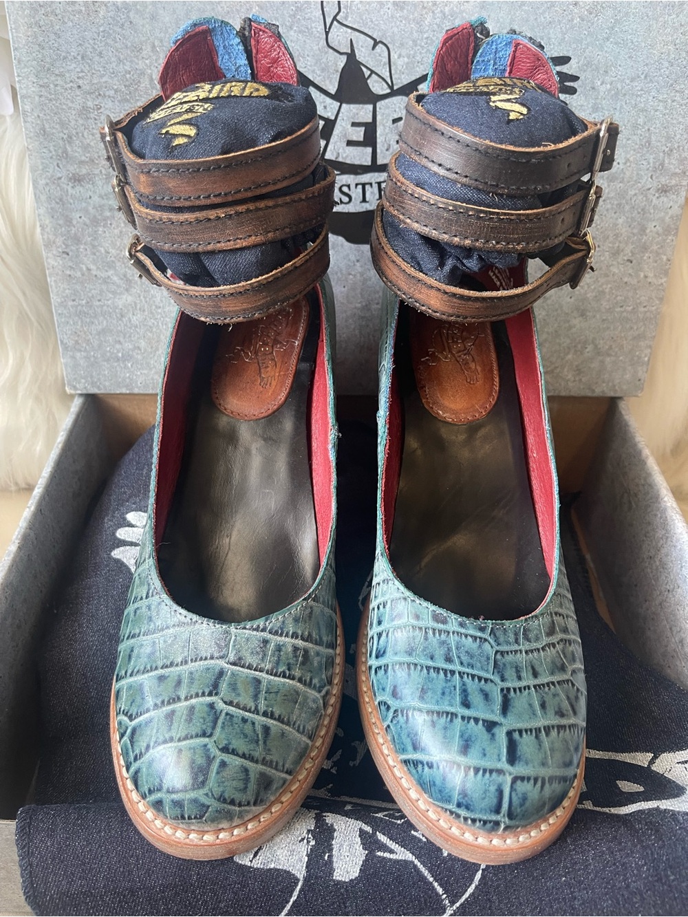 Freebird LIKE NEW/RETIRED Randi Limited-Edition in Turquoise Croco MSRP$245